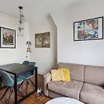Appartement De Charme A Paris Pour 4 By Weekome
