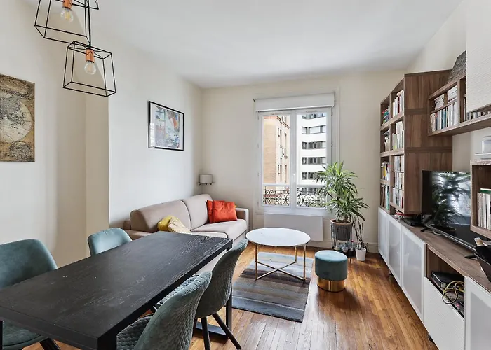 Appartement De Charme A Paris Pour 4 By Weekome